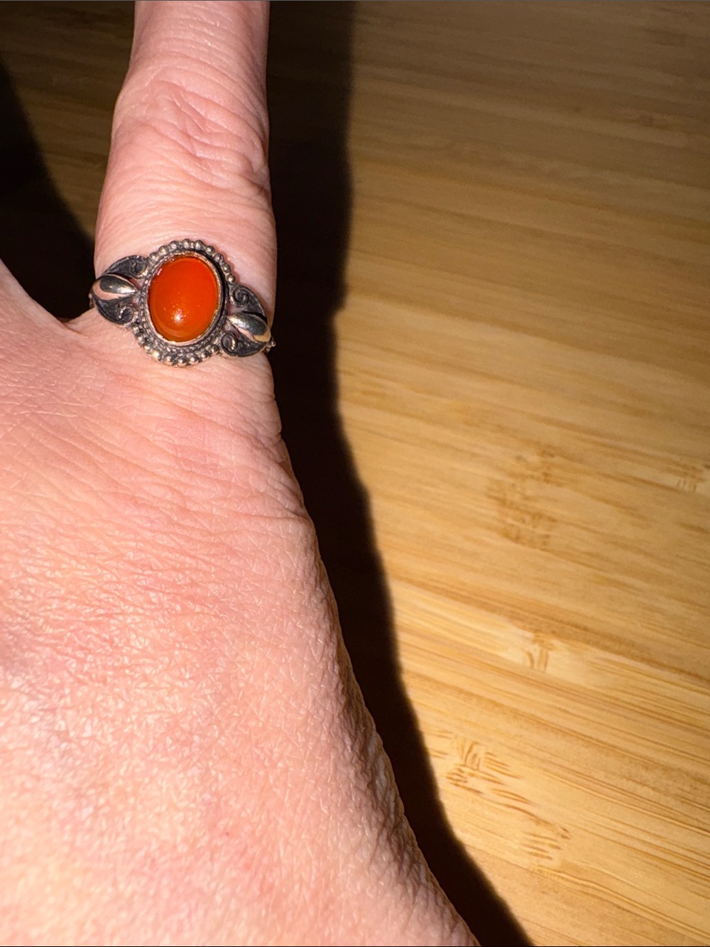 Silver-Plated Orange Carnelian Oval Ring Sz 7 - Women's Fashion - Picture 2 of 3